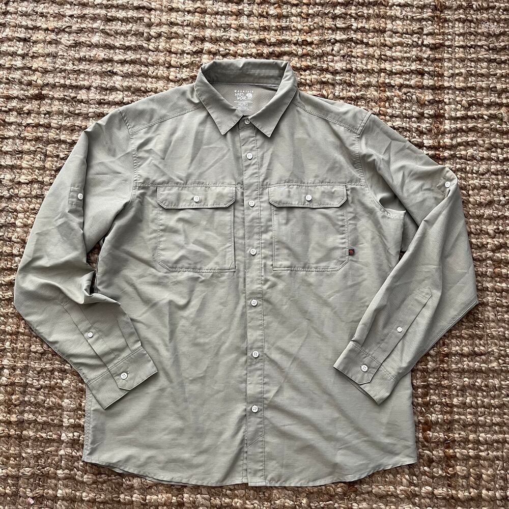 Mountain Hardwear Men's XL Khaki Vented Hiking Fishing Shirt Long Sleeve OM7043